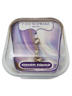 F.A.O Schwartz Charm Squad - Letter "L"- New Sealed Box Girls Christmas